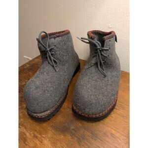 Wild n' Wooly by Stegmann felted wool boots size 5